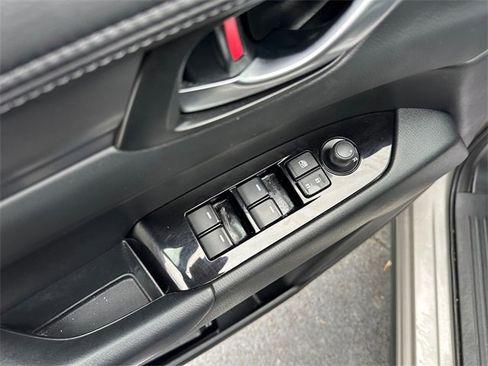 Used 2024 MAZDA CX-5 AWD 2.5 S w/ Select Package image 19