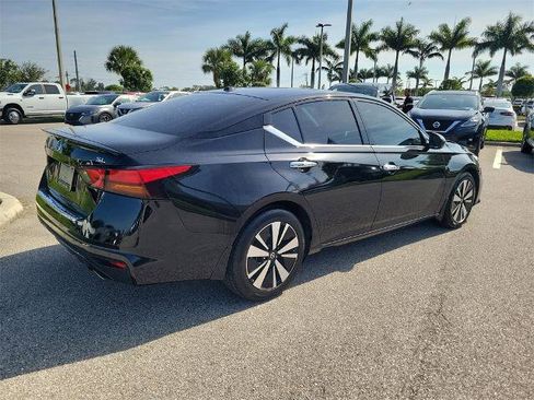 Certified 2022 Nissan Altima 2.5 SL image 5
