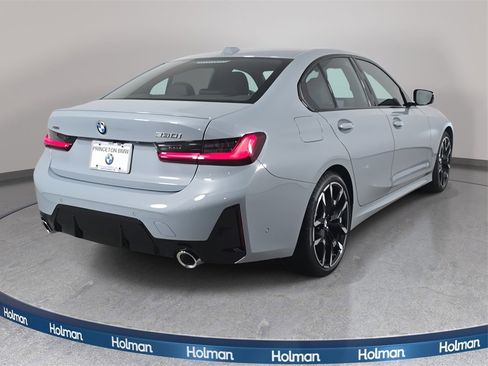 New 2026 BMW 330i xDrive Sedan w/ M Sport Package image 5