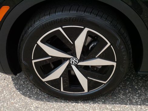 Used 2023 Volkswagen ID.4 Pro S AWD/4WD image 15