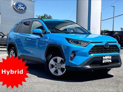 Used 2020 Toyota RAV4 XLE w/ All Weather Liner Package
