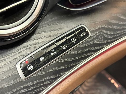 Used 2018 Mercedes-Benz E 63 AMG S image 29