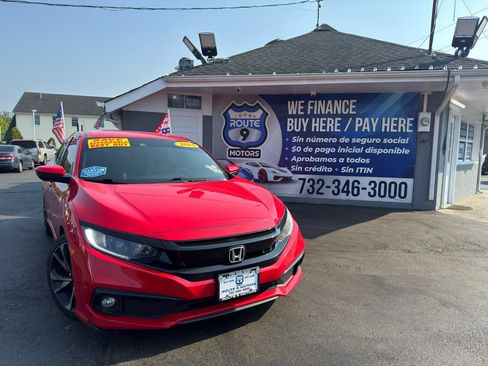Used 2021 Honda Civic Sport image 1