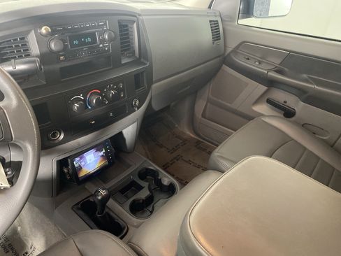 Used 2009 Dodge Ram 2500 Truck SXT AWD/4WD image 22