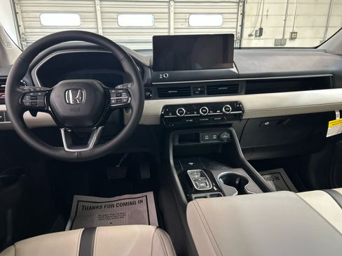 New 2026 Honda Pilot image 4