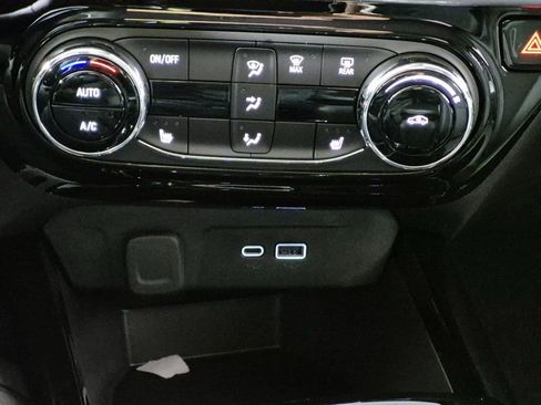 New 2026 Chevrolet Trax LT w/ Driver Confidence Package image 17