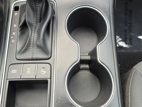 Used 2019 Kia Sorento LX w/ LX Convenience Package image 26