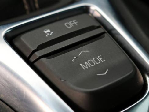 Used 2023 Chevrolet Camaro LT w/ RS Package image 17