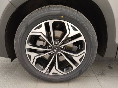 Used 2019 Hyundai Santa Fe Limited FWD image 31