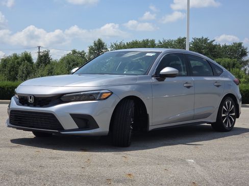 Used 2024 Honda Civic EX-L image 12