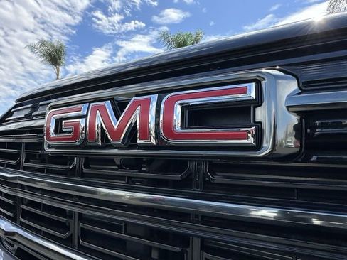 New 2026 GMC Terrain AT4 AWD/4WD image 32