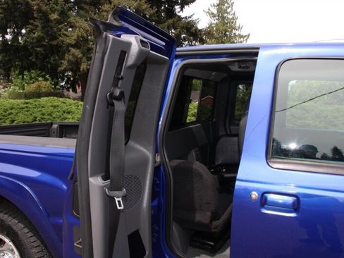 Used 2005 MAZDA B-Series Pickup 4x4 Cab Plus B4000 image 6