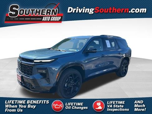 Used 2026 Chevrolet Traverse RS AWD/4WD image 1