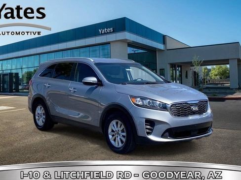 Used 2020 Kia Sorento LX w/ LX I4 Convenience Package FWD image 1