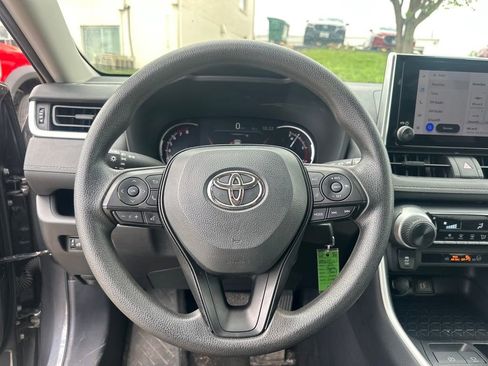 Used 2025 Toyota RAV4 LE image 13