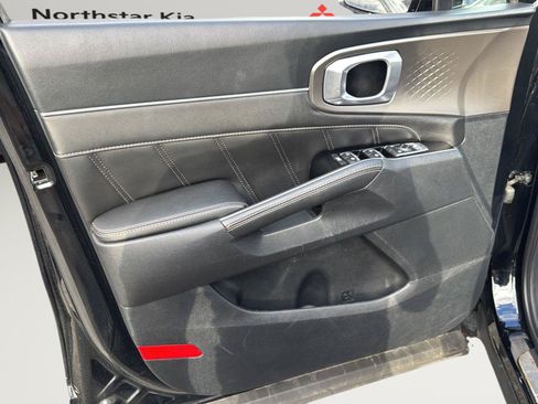 Used 2023 Kia Sorento SX AWD/4WD image 18