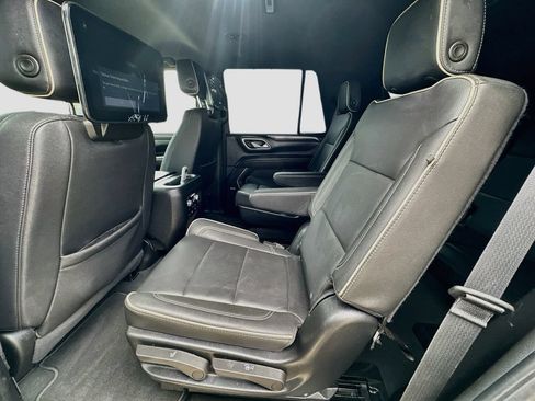 Certified 2024 GMC Yukon SLT w/ SLT Luxury Package RWD image 25