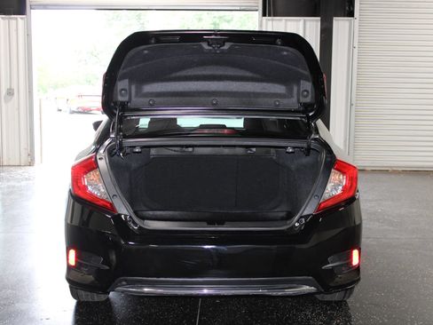 Used 2019 Honda Civic EX image 22