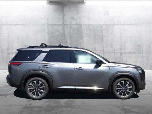 New 2026 Nissan Pathfinder Platinum AWD/4WD image 5