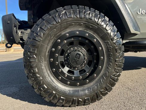 Used 2019 Jeep Wrangler Unlimited Sport S image 50