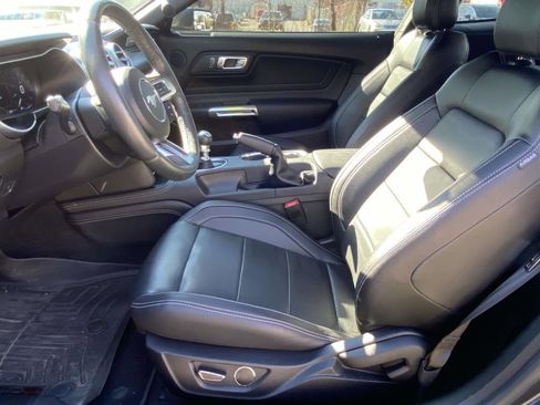 Used 2018 Ford Mustang GT Premium w/ Equipment Group 401A image 13