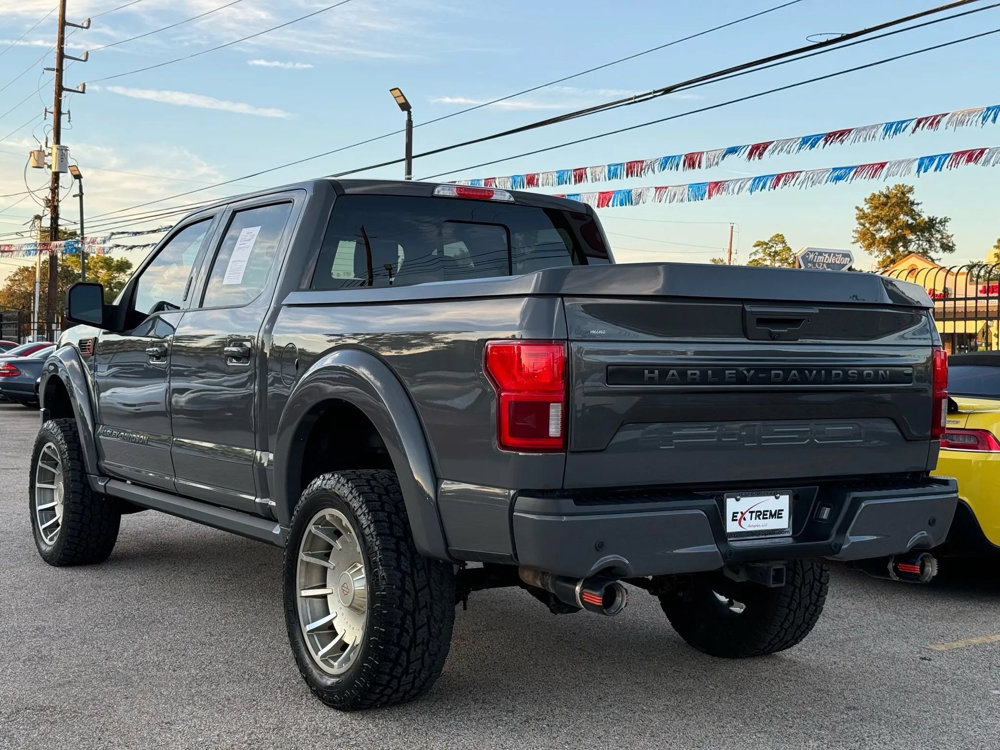 Used 2020 Ford F150 Lariat w/ Equipment Group 502A Luxury AWD/4WD image 6
