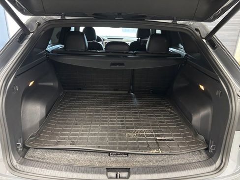 Used 2021 Volkswagen Atlas Cross Sport SEL R-Line image 12