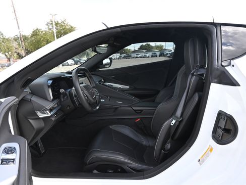 Used 2025 Chevrolet Corvette Z06 w/ Battery Protection Package image 16