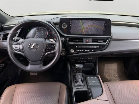 Used 2022 Lexus ES 350 w/ Premium Package image 11