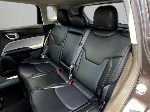 Used 2022 Jeep Compass Limited AWD/4WD image 24