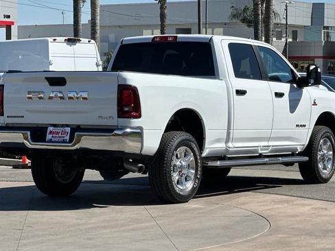 Used 2025 RAM 2500 Big Horn AWD/4WD image 4