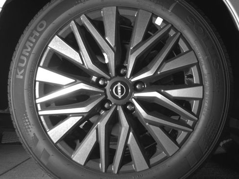 Used 2026 Nissan Altima 2.5 SV FWD image 18