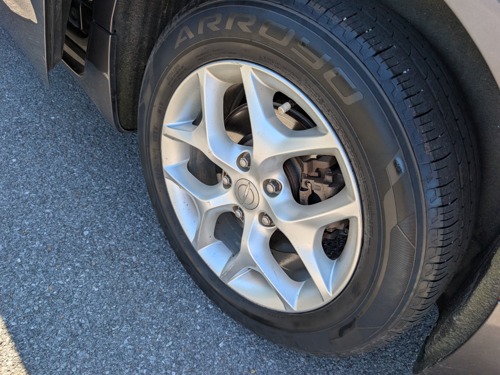Used 2017 Chrysler Pacifica Touring Plus w/ Tire & Wheel Group FWD image 20