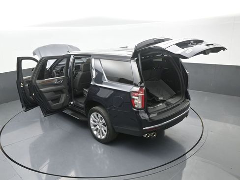 Used 2024 Chevrolet Tahoe Premier w/ Premium Package image 76