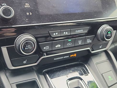Used 2018 Honda CR-V Touring image 21