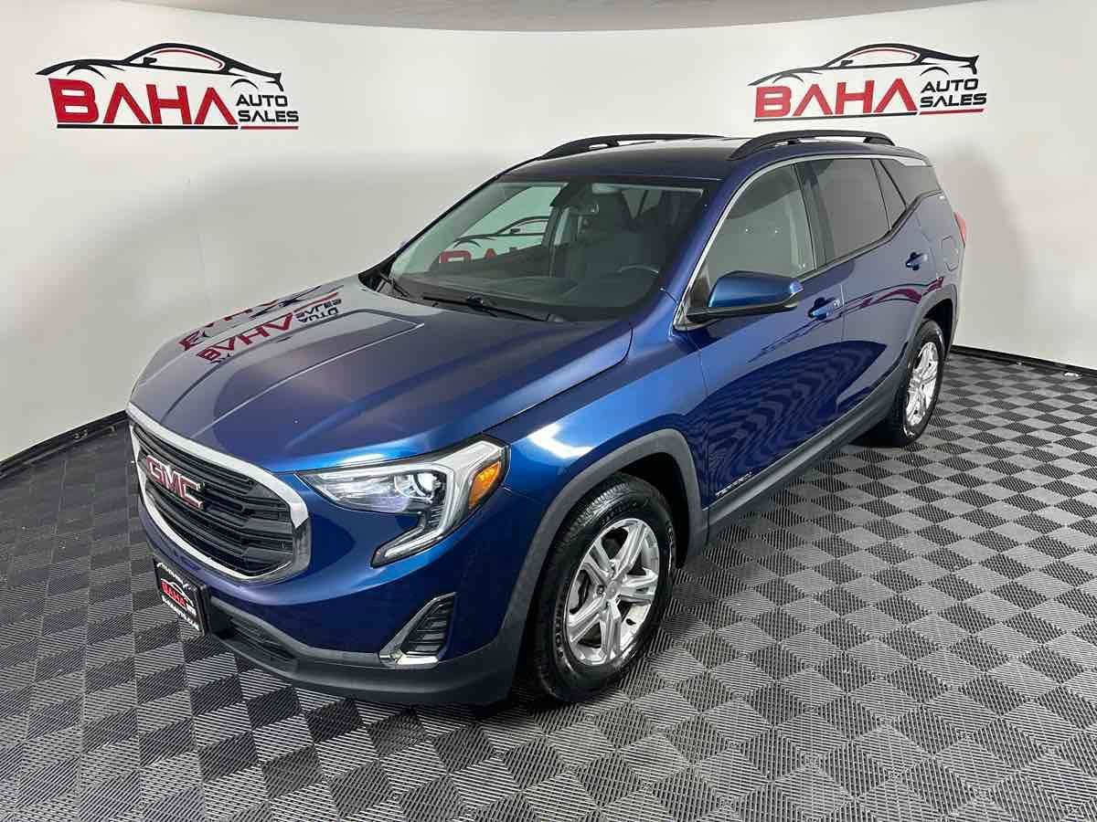Used 2019 GMC Terrain SLE w/ Driver Convenience Package FWD image 4