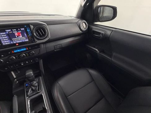 Used 2019 Toyota Tacoma TRD Pro AWD/4WD image 22
