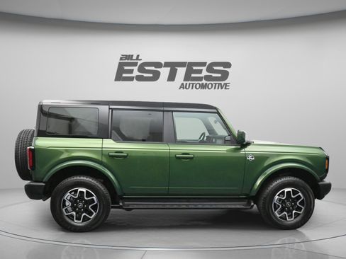 Used 2025 Ford Bronco Outer Banks AWD/4WD image 19