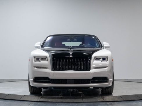 Used 2017 Rolls-Royce Dawn RWD image 52