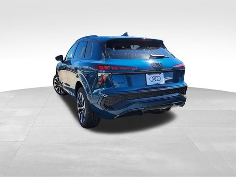 New 2026 Audi Q3 quattro 2.0T AWD/4WD image 6