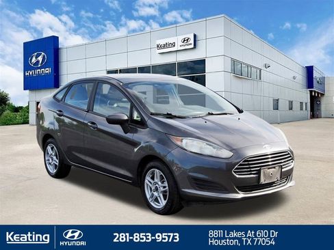 Used 2019 Ford Fiesta SE image 3