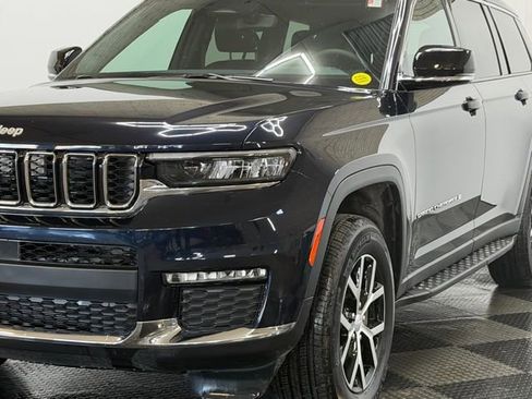 Used 2025 Jeep Grand Cherokee L Limited w/ Trailer Tow Package AWD/4WD image 7