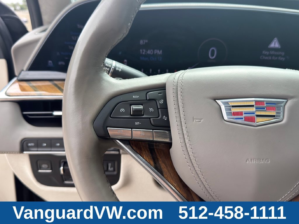 Used 2022 Cadillac Escalade Sport Platinum w/ Heavy-Duty Trailer Package AWD/4WD image 18