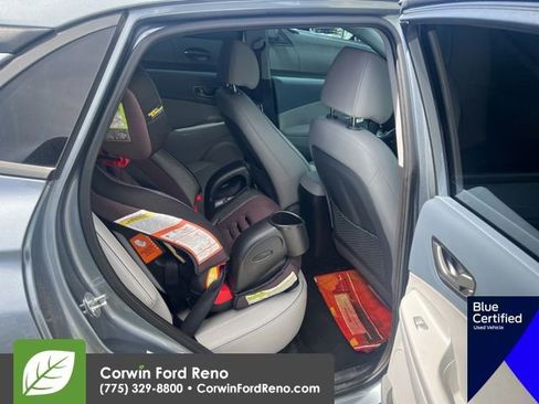Used 2019 Hyundai Kona Limited FWD image 11
