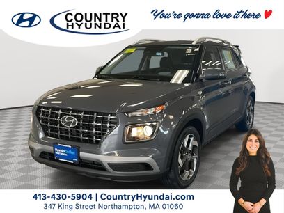 Used 2023 Hyundai Venue SEL w/ Cargo Package