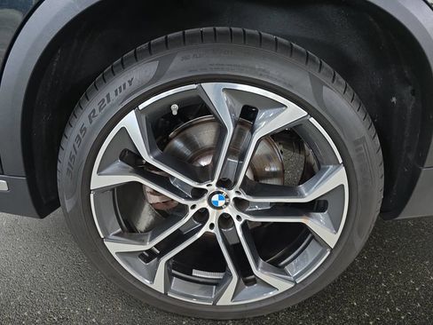 Used 2024 BMW X5 sDrive40i w/ Premium Package RWD image 32