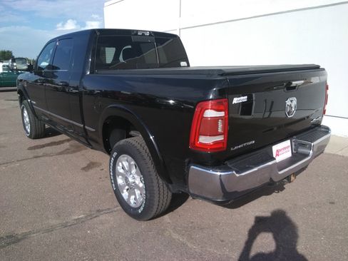 Used 2022 RAM 2500 Limited w/ Towing Technology Group image 7