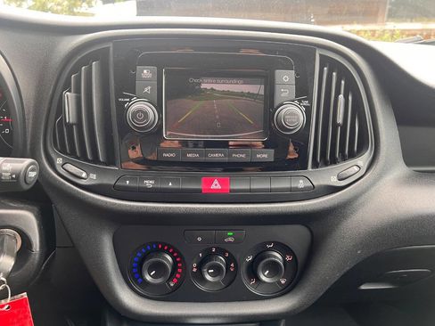 Used 2022 RAM ProMaster City Tradesman image 13