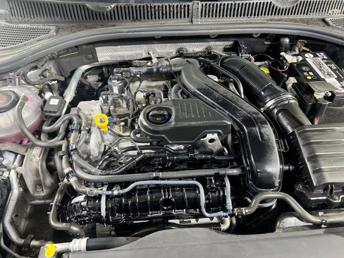 Used 2022 Volkswagen Jetta SE image 28