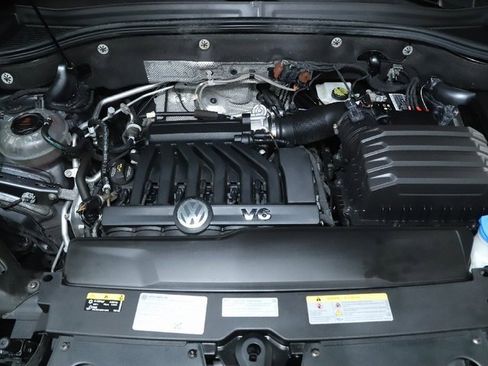 Used 2023 Volkswagen Atlas SEL Premium image 41
